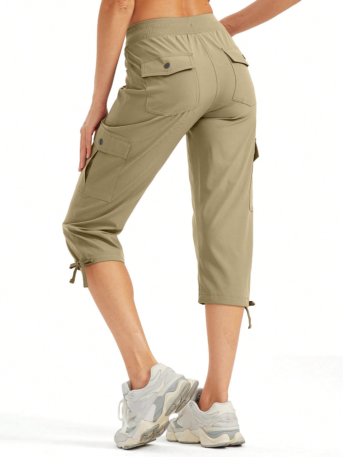 Women's Cargo Capris Hiking Pants Lightweight Quick Dry Outdoor Athletic Travel Casual Loose Comfy Cute Pockets