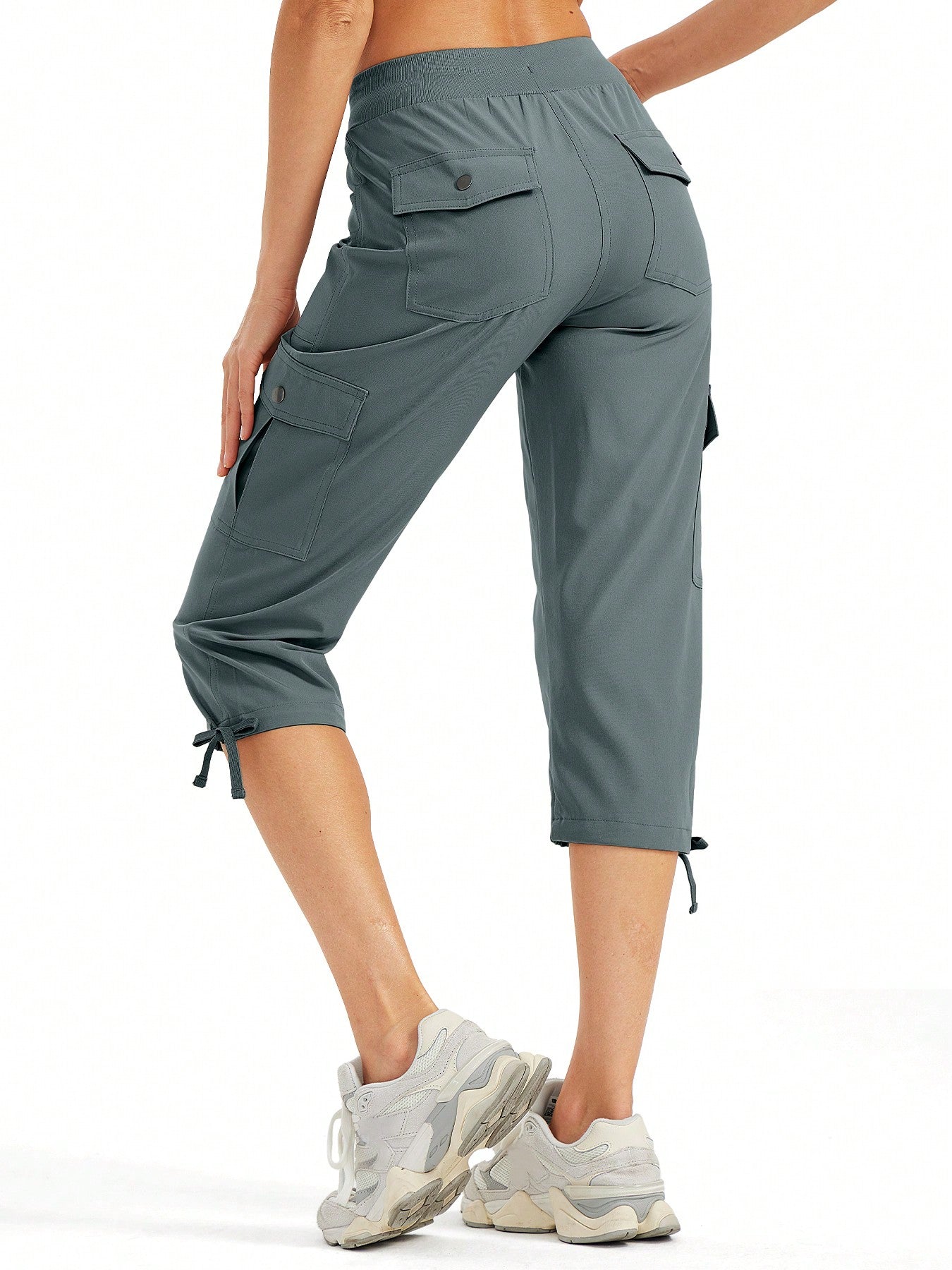 Women's Cargo Capris Hiking Pants Lightweight Quick Dry Outdoor Athletic Travel Casual Loose Comfy Cute Pockets